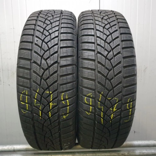 Goodyear Ultra Grip Performance + 205/60R17 93 V зчеплення на снігу (3P