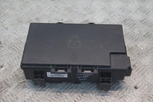 P68425200AB - Grand Cherokee WK2 блок предохранителей