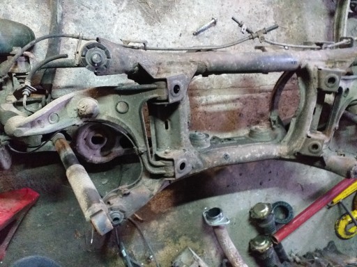 876 - Grand vitara ii lift 2.0 b 5d санки гола спина