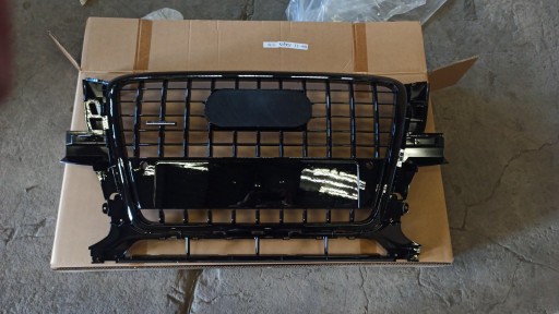 Решітка радіатора Audi Q5 2008-2011 SQ5 Чорний дизайн