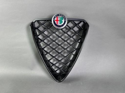 Манекен гриля Scudetto Alfa Romeo Stelvio 156151171 7EA87U00AA