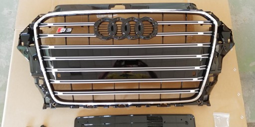Решітка решітка Audi A3 8V 2012-2015 модель S3