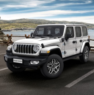 Решітка радіатора Jeep Wrangler JL / JT модель 2024 року без камери