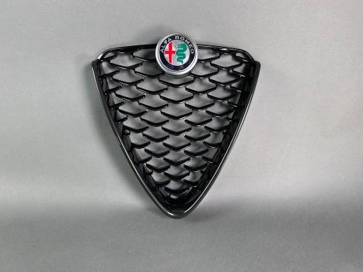 Решітка Scudetto Alfa Giulia Lift 156172373