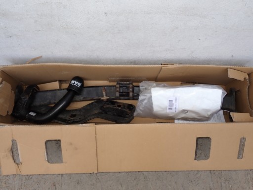 БУКСИРОВОЧНЫЙ КРЮК DACIA SANDERO 2 II 2012-2021R 8201654571