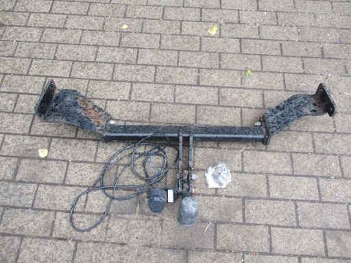 БУКСИРОВОЧНЫЙ КРЮК HYUNDAI I30 I LIFT COMBI