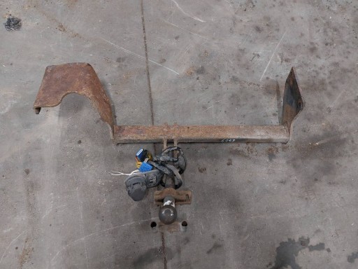 БУКСИРОВОЧНЫЙ КРЮК+ПЛАСТИНА+РЕГУЛЯТОРЫ FORD FOCUS MK1 HB 5D