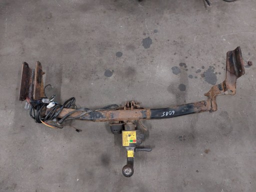БУКСИРОВОЧНЫЙ КРЮК + ПЛАСТИНА + ЖГУТ ПРОВОДОВ VOLVO V40 I 30889082