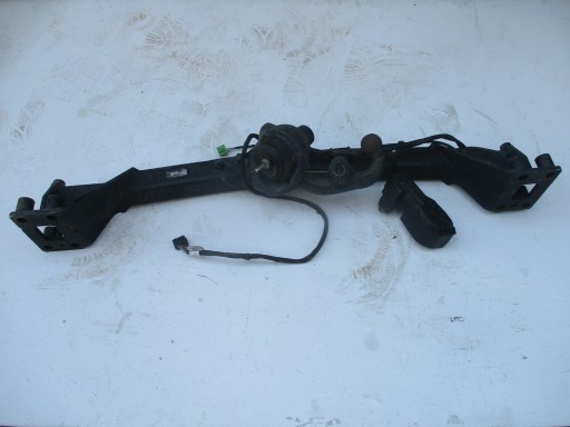 БУКСИРУВАЛЬНИЙ ГАК VW TOUAREG 7P0 7P6803881B