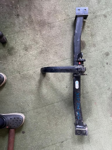 MERCEDES C 204 КРЮК съемный Oris 050083