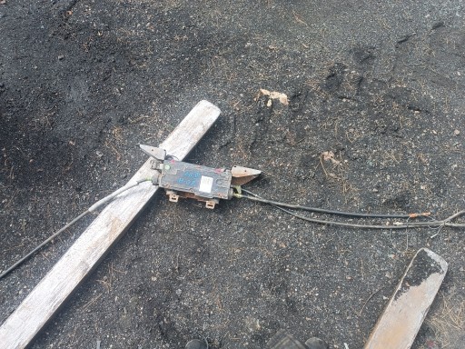 РУЧНЕ ГАЛЬМО ЕЛЕКТР. RENAULT LAGUNA II 8200704561