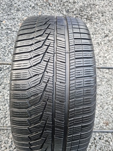 HANKOOK WINTER ТА CEPT EVO2 235 35 19