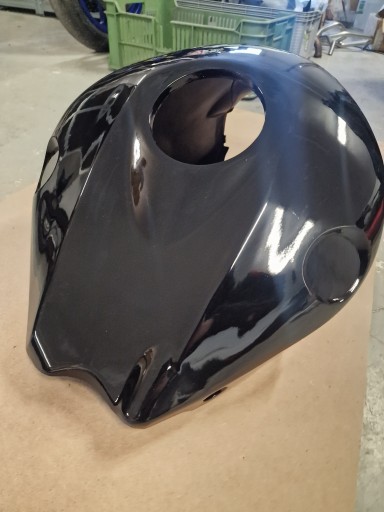 SC59-NAKŁADKA-ZBIORNIKA - HONDA CBR 1000RR SC59 Обтічник - Кришка бака / Кришка бака