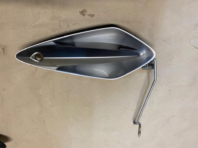 72180-SMG-G016-M1 - HONDA CIVIC VIII 06-UFO РУЧКА ДВЕРИ ЛЕВАЯ ПЕРЕДНЯЯ ЕВРОПА