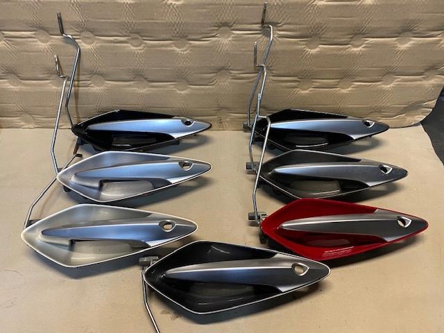 72180-SMG-G020-M1 YR559M - HONDA CIVIC VIII UFO РУЧКА ДВЕРЕЙ ЛІВА ПЕРЕДНЯ ЄВРОПА