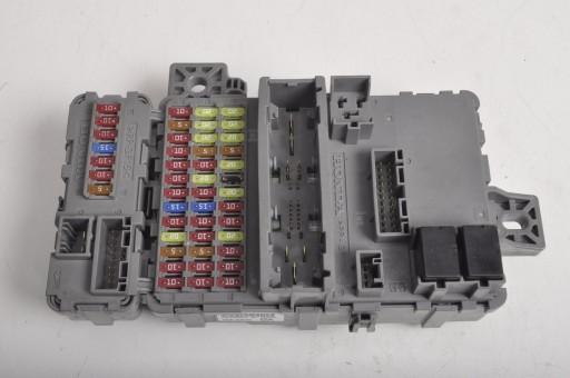HONDA CIVIC X 1.0 блок предохранителей TEA-E410