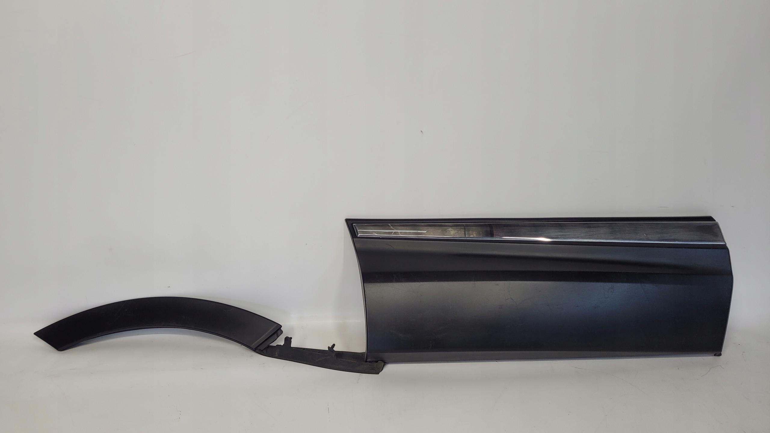 HONDA CR-V V 18R. - молдинг правої задньої двері