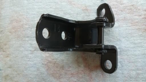 67920SWWE01ZZ - HONDA CR-V ПЕТЛЯ ДВЕРІ ЗАДНЯ ЛІВА 67920-SWW-E01ZZ