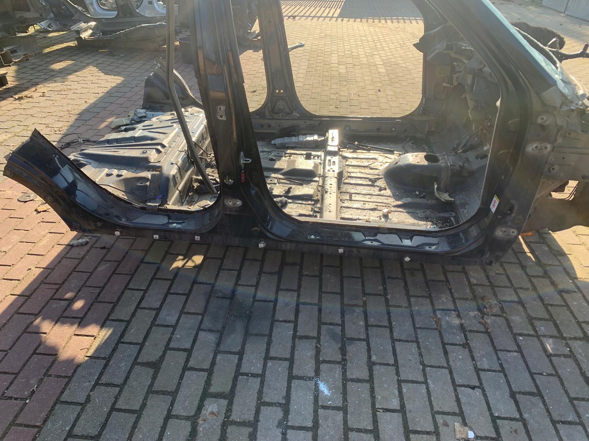 HONDA CRV CR-V II LIFT ПОРІГ ПРАВА СТІЙКА