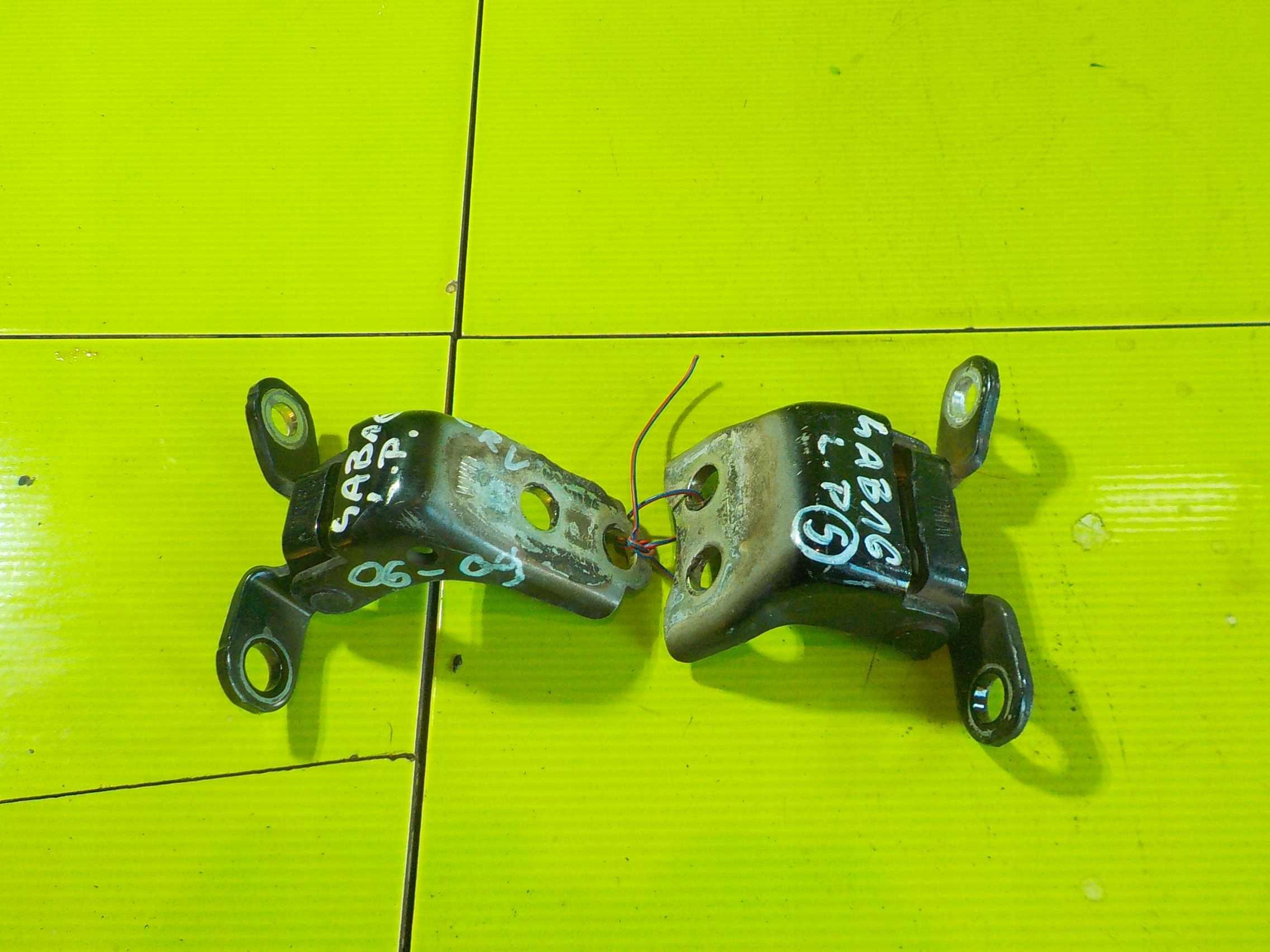 HONDA CRV III 08R петлі лівої передньої двері b92p