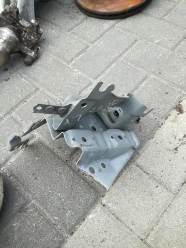 HONDA JAZZ IV 2015-19 ГОД КРЕПЛЕНИЕ КРЫЛА ЛЕВОЕ