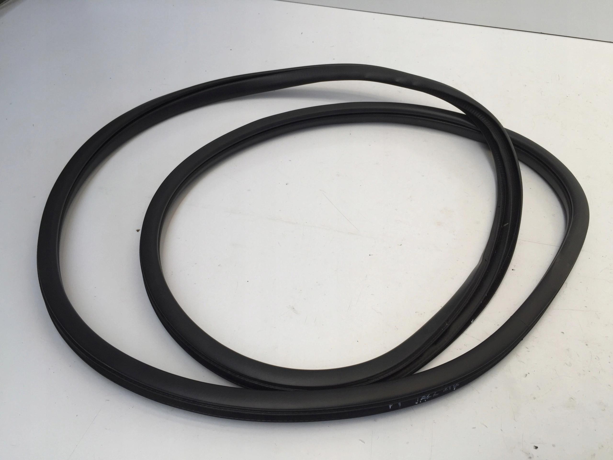 HONDA JAZZ V 5 2021 УПЛОТНИТЕЛЬ ДВЕРИ ПРАВЫЙ ЗАДНИЙ