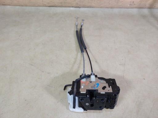 813101J020 - HYUNDAI I20 и замок двери левый передний 5 дверей 08-