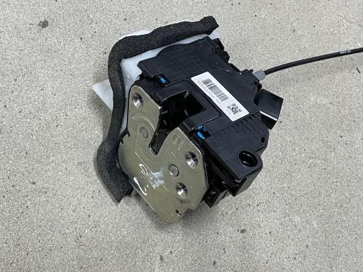 81310-C8020 - HYUNDAI I20 II 5D замок двери левый передний передний