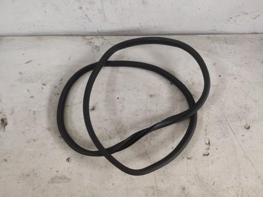 HYUNDAI I20 III 2021 уплотнение двери левый задний