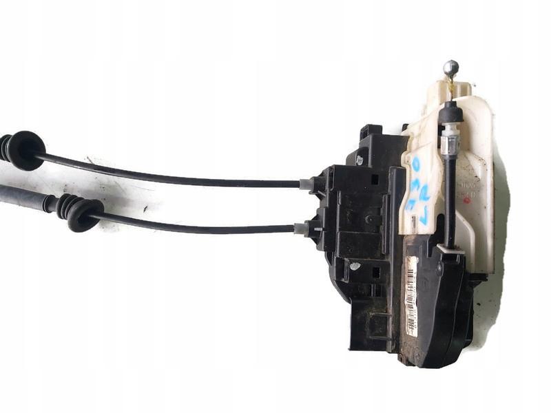 HYUNDAI I30 и 10R замок двери левый 81310-2l020