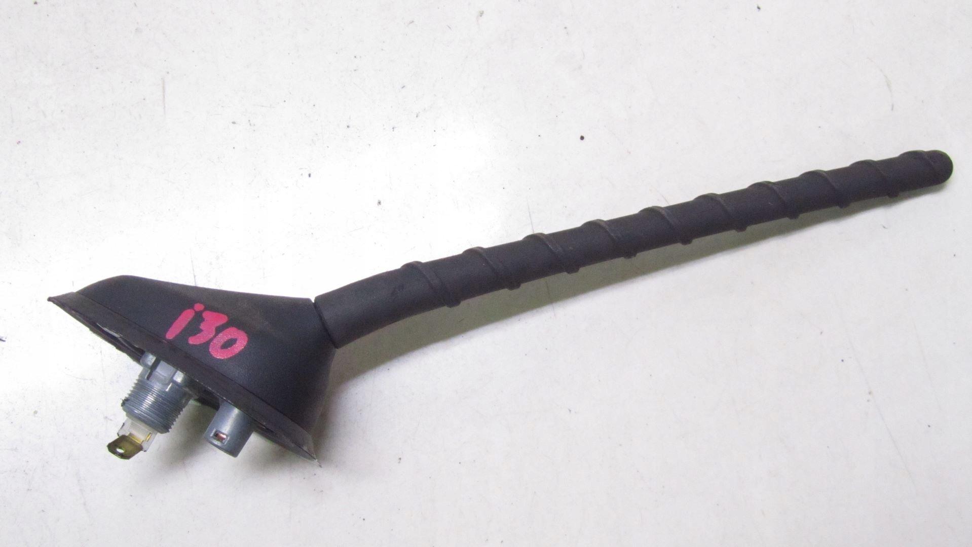 HYUNDAI i30 II антена на дах 96200-A5000 13-16