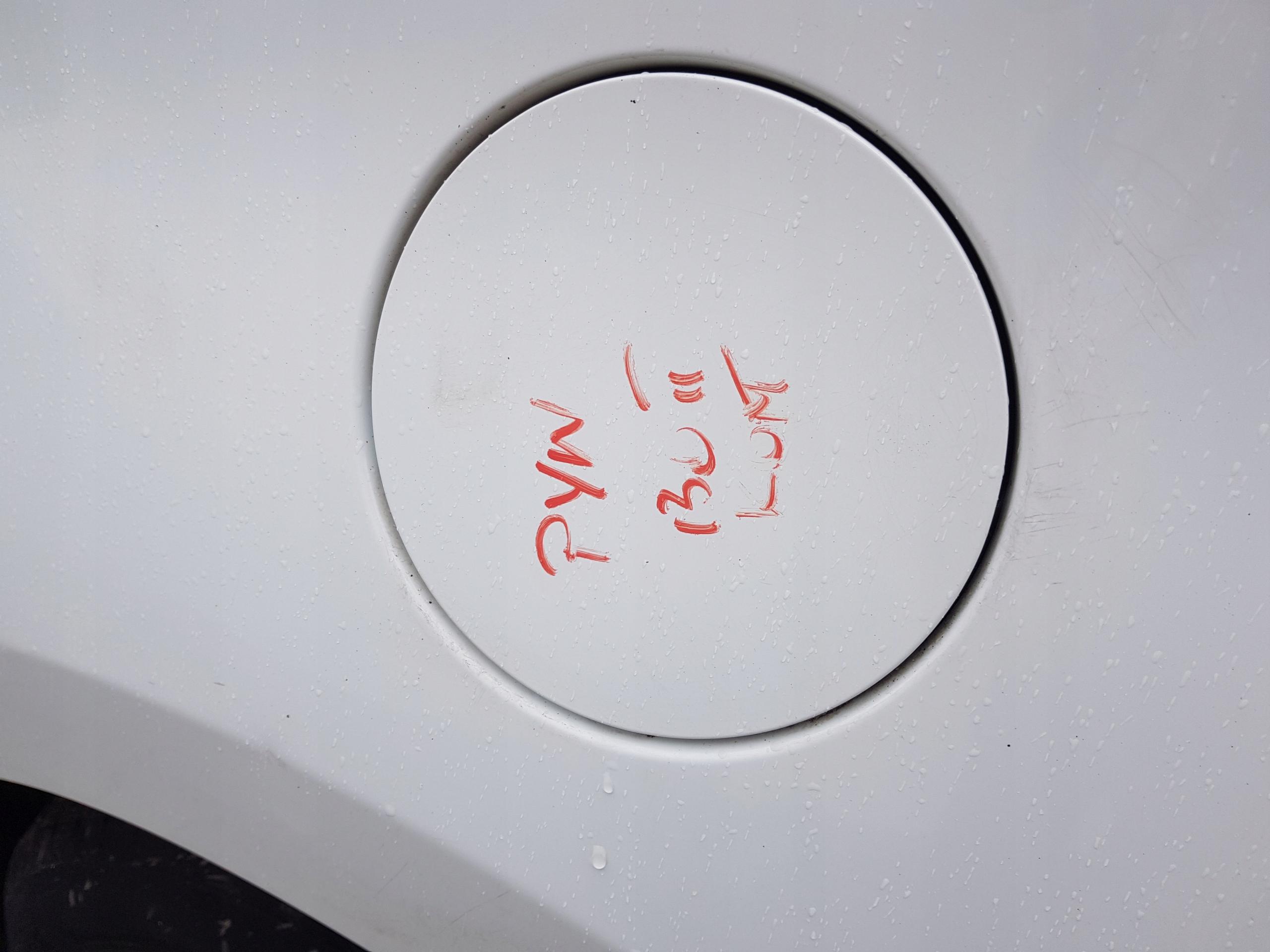 HYUNDAI i30 II універсал відкидна кришка паливного бака PYW 2012-