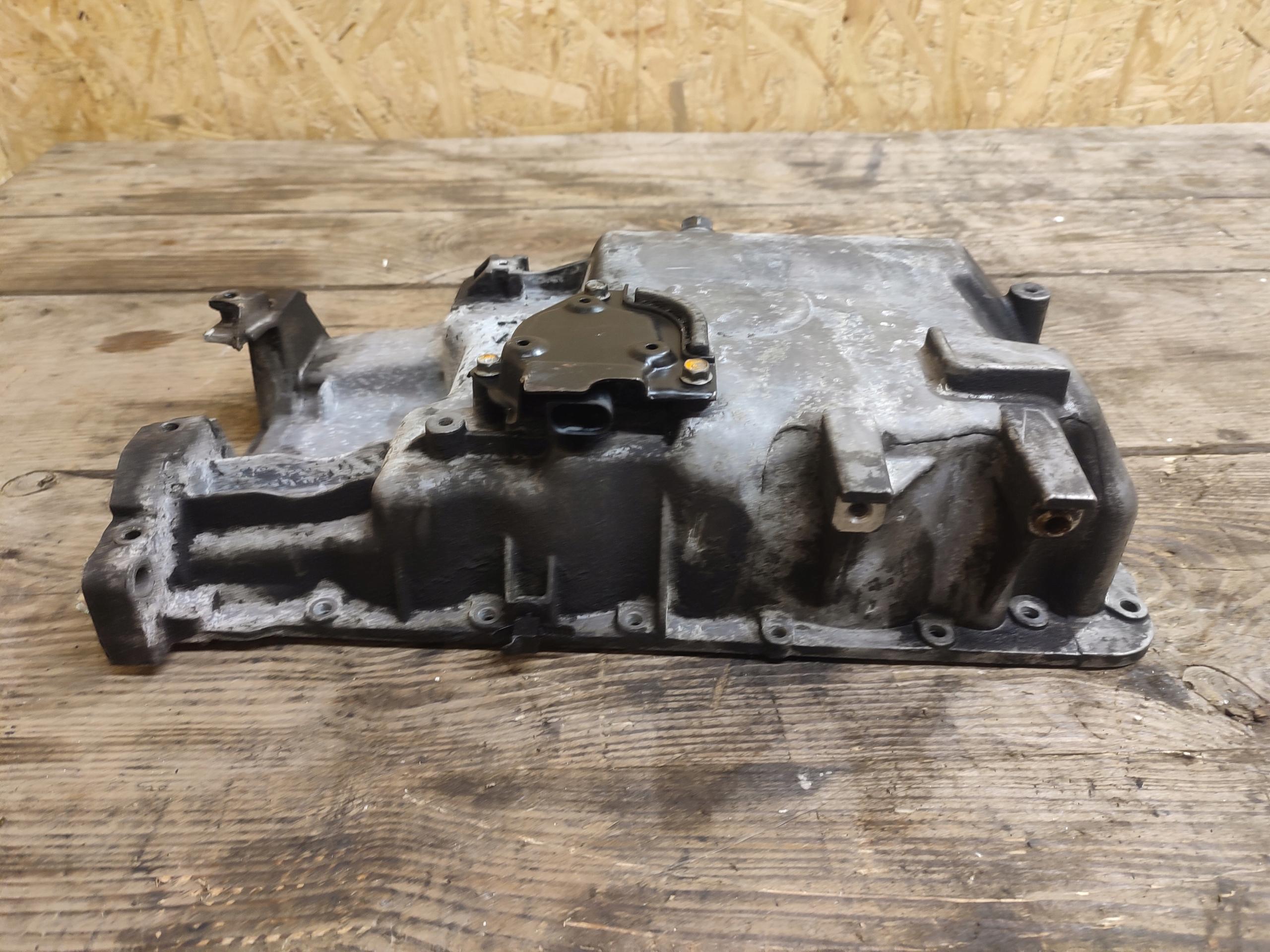 HYUNDAI I30 II масляний піддон 1.6 CRDi датчик