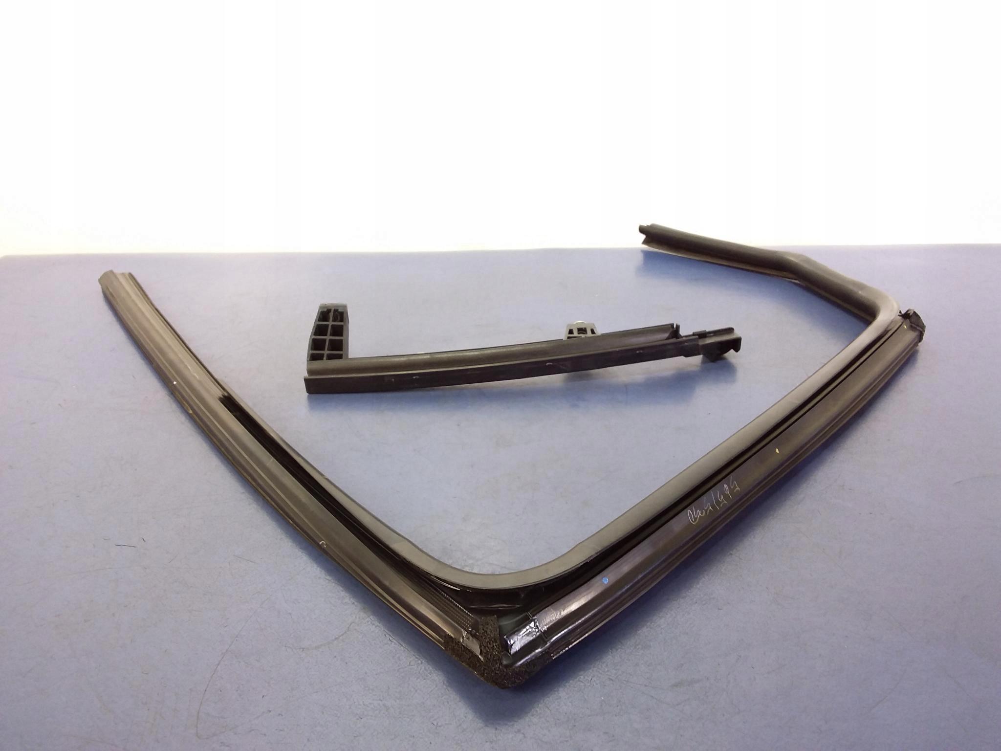 HYUNDAI i30 III універсал ущільнення скла зд л