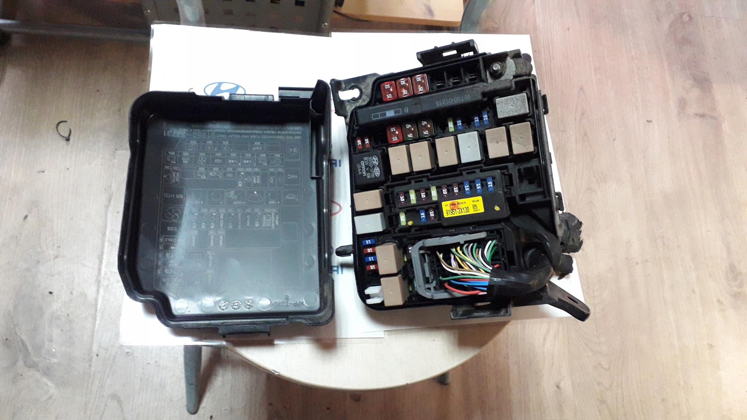 91951-3X130 91200-3Z790 - HYUNDAI I40 GDI блок предохранителей 91950-3Z731