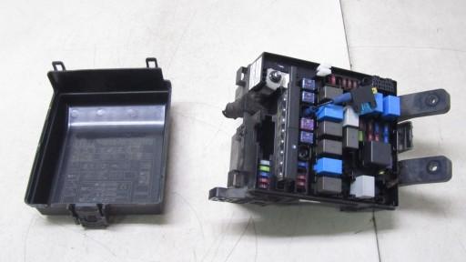 043/086 - Hyundai ix35 1.6 блок предохранителей 10-16