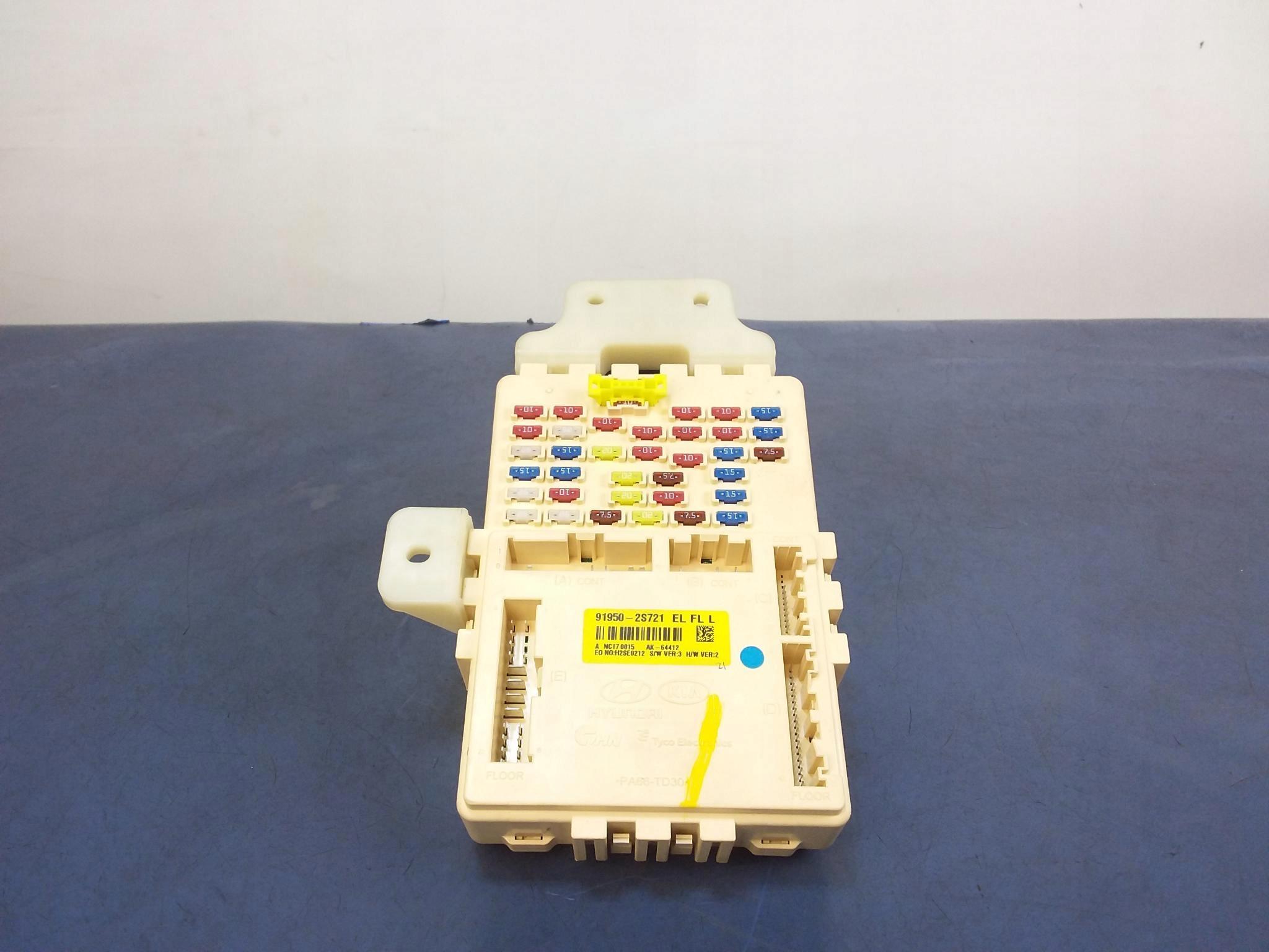 HYUNDAI IX35 И ЛИФТ КОРОБКА BSI 91950-2S721