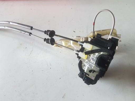 HYUNDAI IX55 06 - 12R замок дверей правий задній 4 контакту