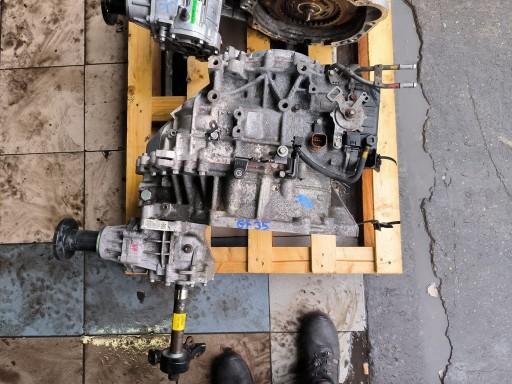 8W0853736F - Эмблема значок Audi S4 черный 8W0853736F / T94