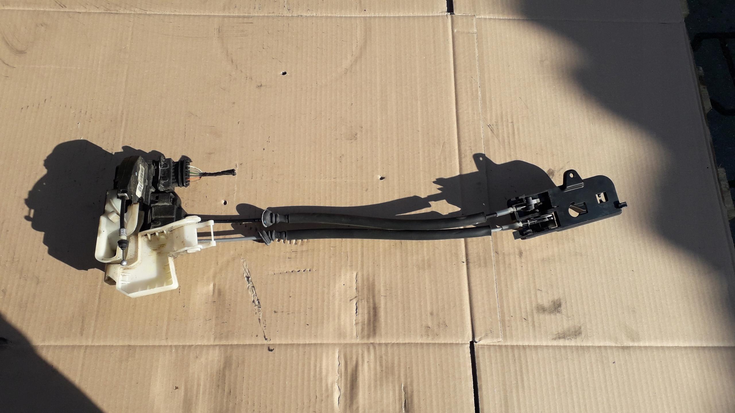 81310-3K000 - HYUNDAI SONATA V NF 05-09 ЗАМОК ПЕРЕДНІЙ ЛІВИЙ 6PIN EU