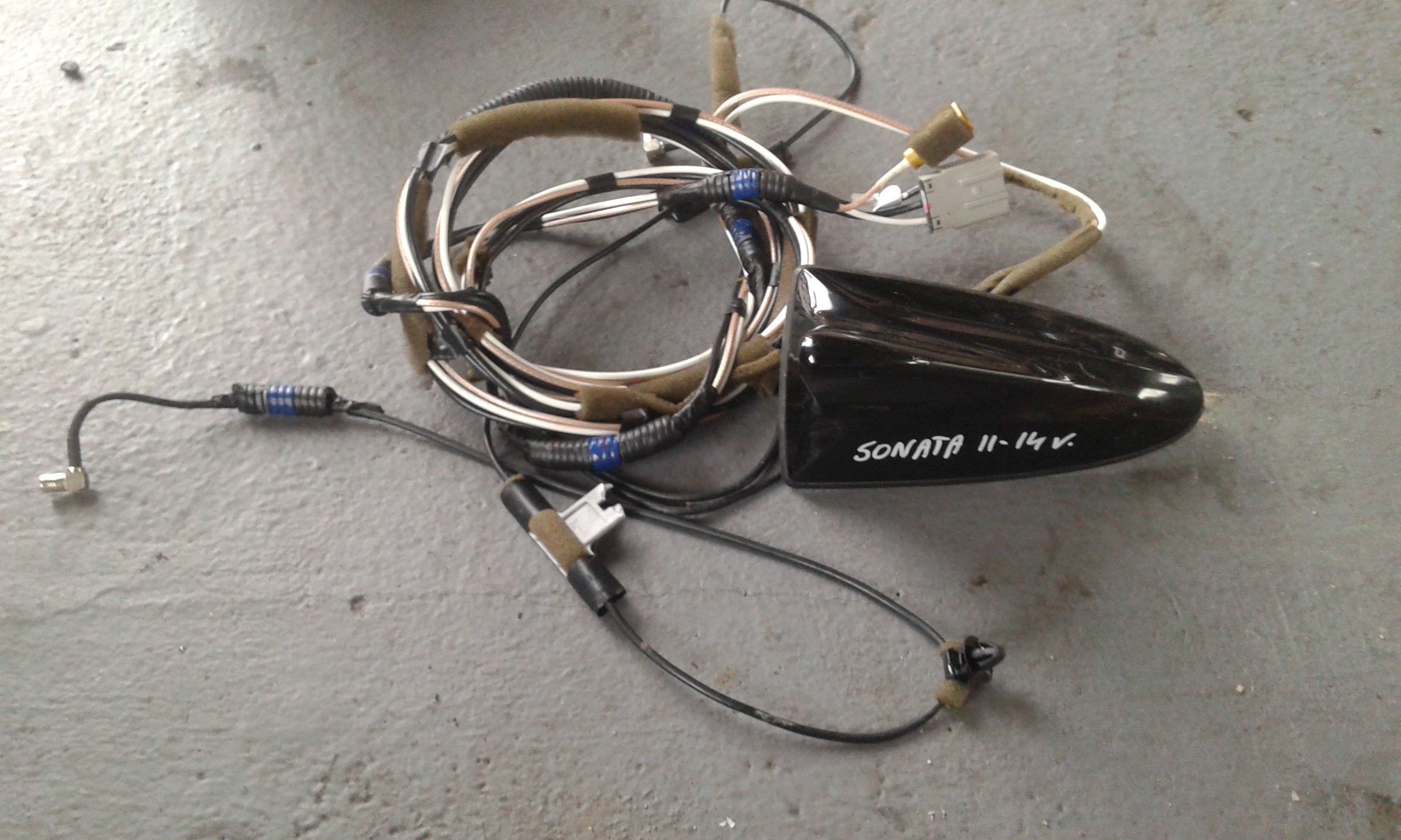 HYUNDAI SONATA V YF 2011 АНТЕНА НА ДАХ КАБЕЛЬ NAVI