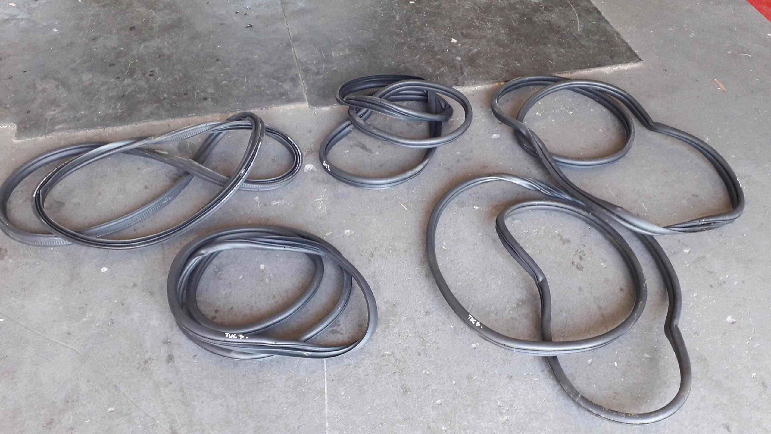 HYUNDAI TUCSON III IV 2020 - ПРОКЛАДКА КУЗОВА