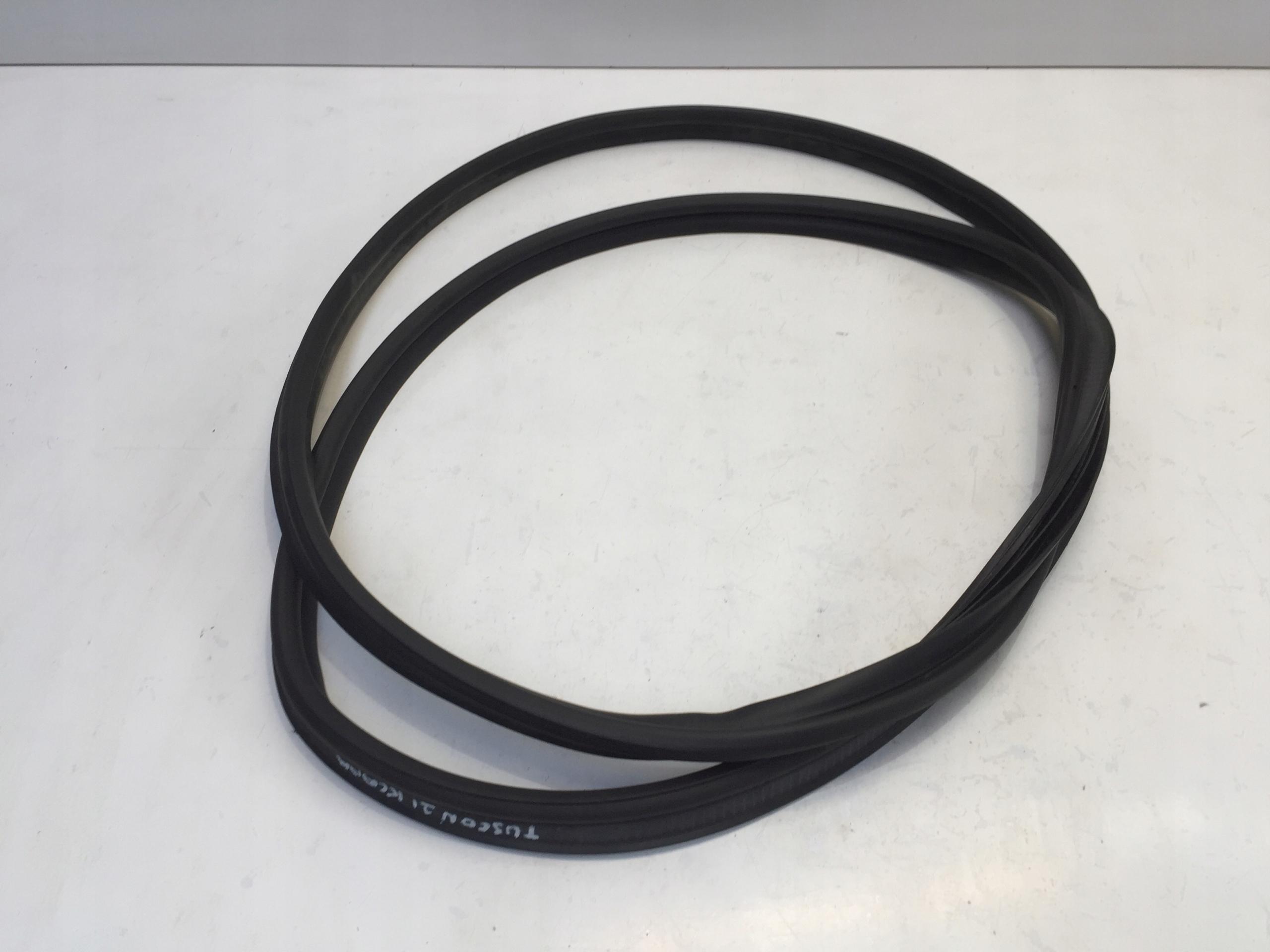 81761-N7000 - HYUNDAI TUCSON IV 2021 SEAL TAILGATE