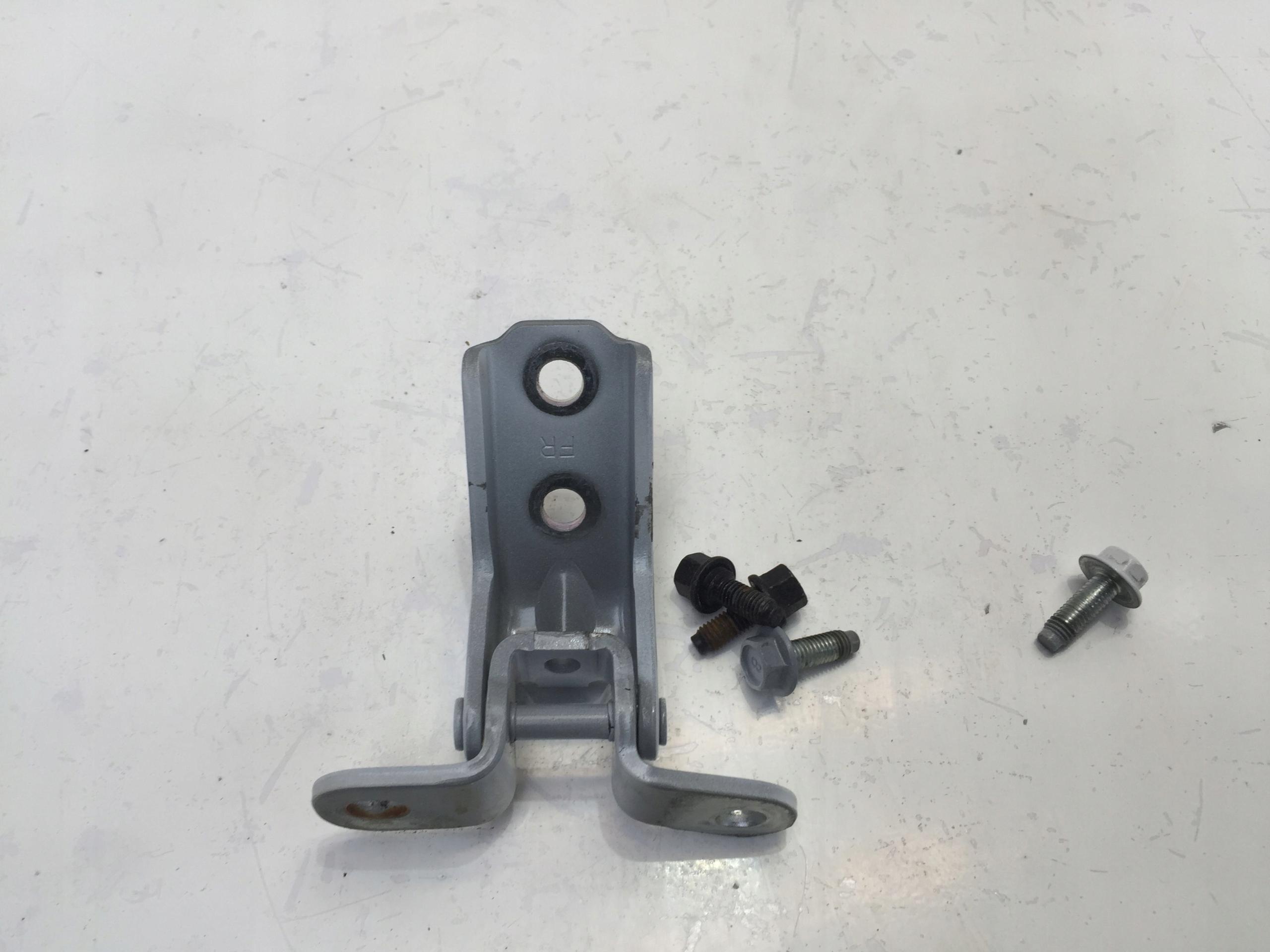 1234 - HYUNDAI TUCSON IV 4 ДВЕРНА ПЕТЛЯ ЛІВА ПЕРЕДНЯ ВЕРХНЯ