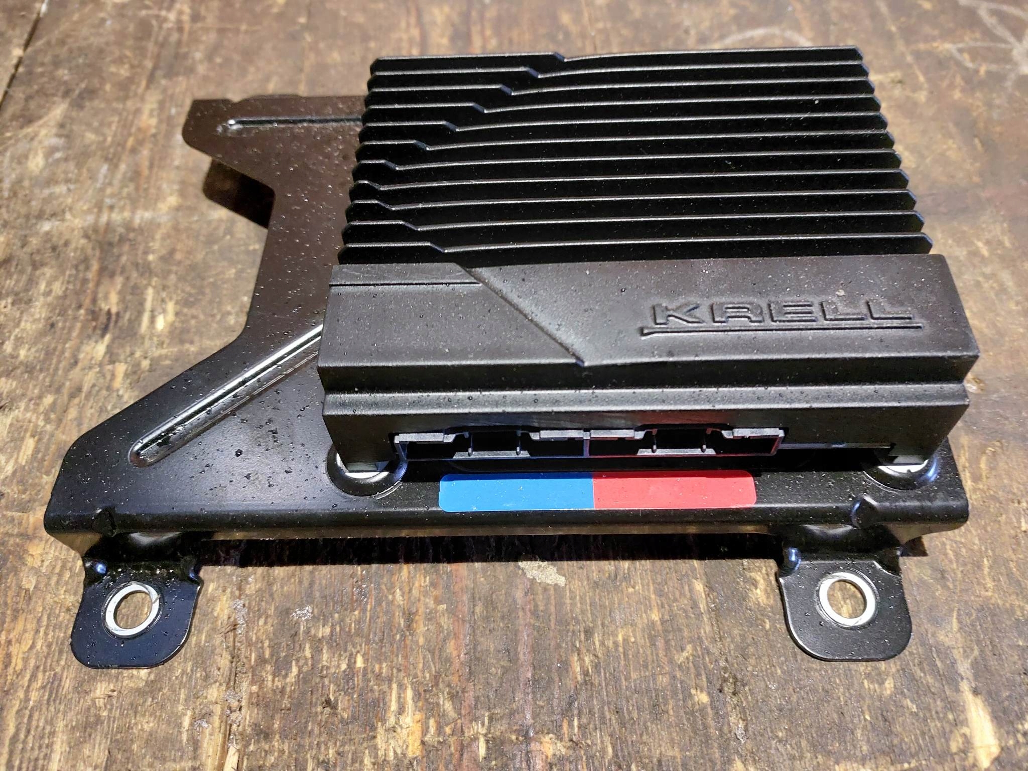 5634312-856 - HYUNDAI TUCSON IV ПІДСИЛЮВАЧ 2021