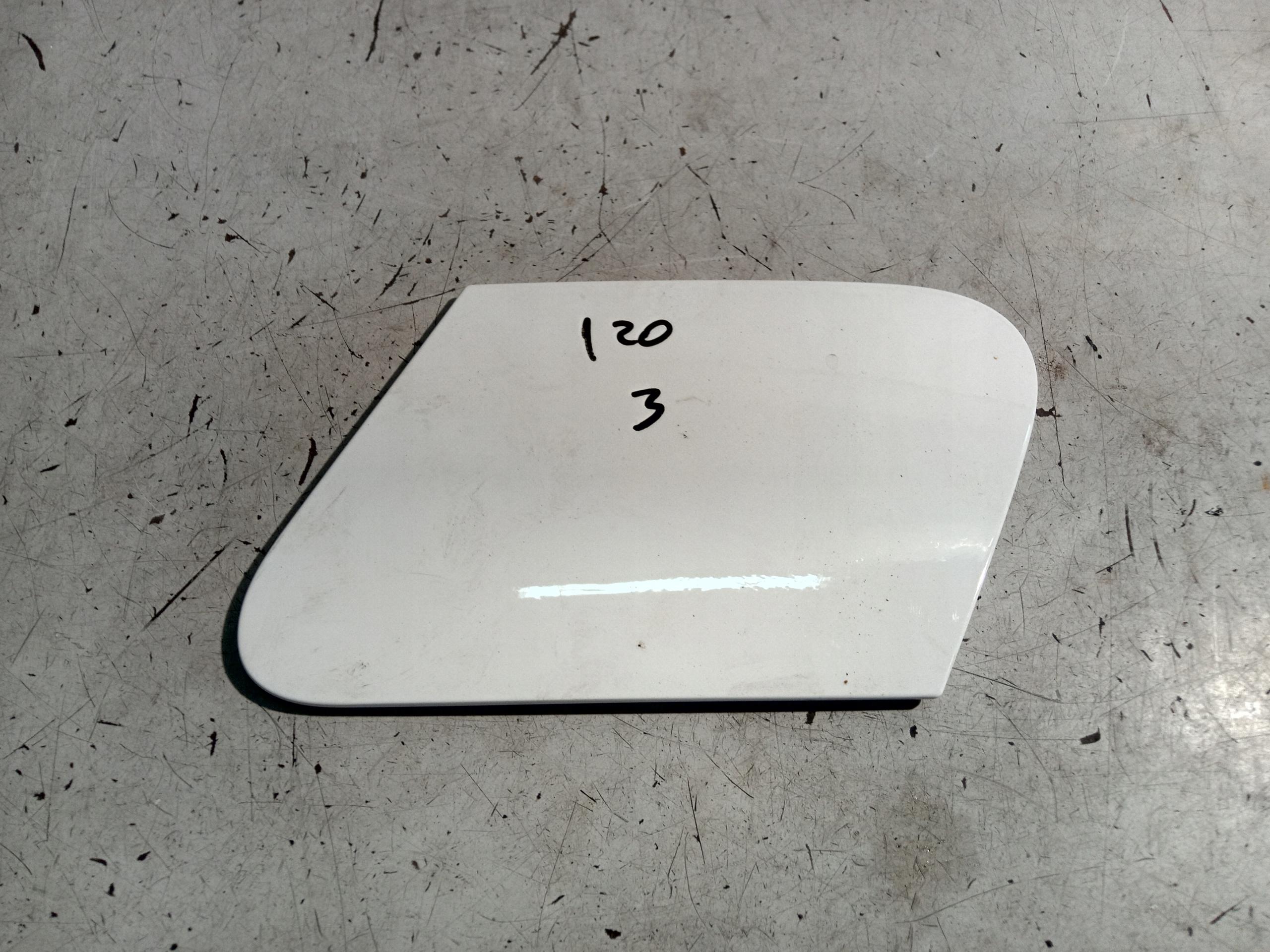 69511-Q0000 - HYUNDAI i20 III крышка топливного бака