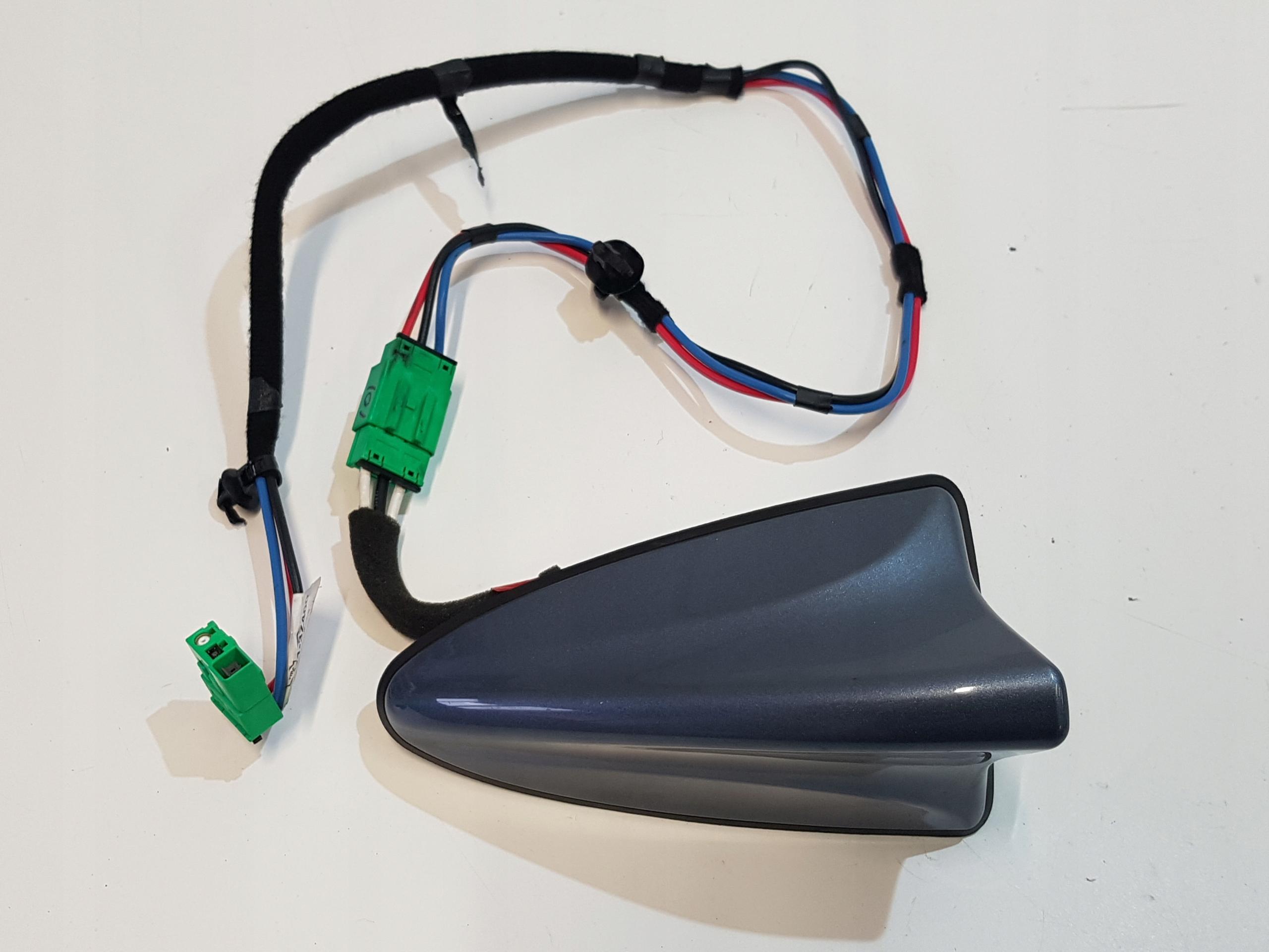 HYUNDAI i40 антенна на крышу 17R.