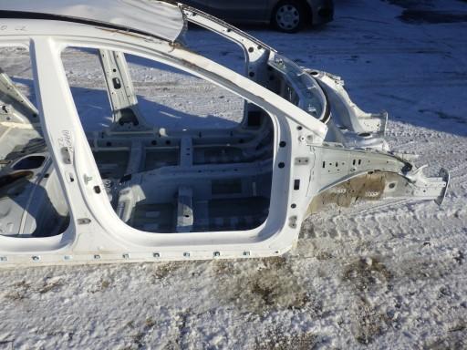 HYUNDAI BAYON 2022 ПЕРЕДНЯ ЧЕТВЕРТЬ ПРАВА ПЕРЕДНЯ РАМА