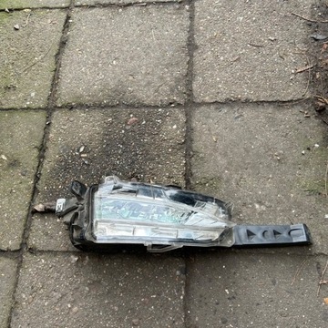 Галогенка права ДХО Lexus NX