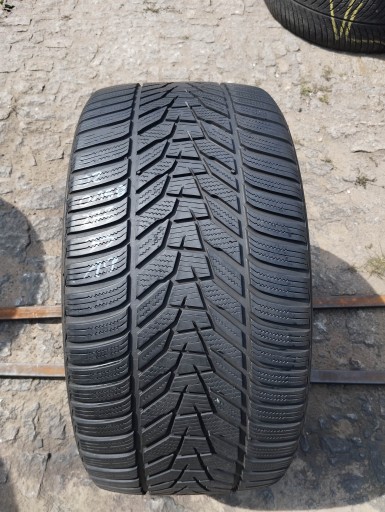 Hankook Winter I'Cept Evo 3 275 35 19 1 шт. 100 V XL